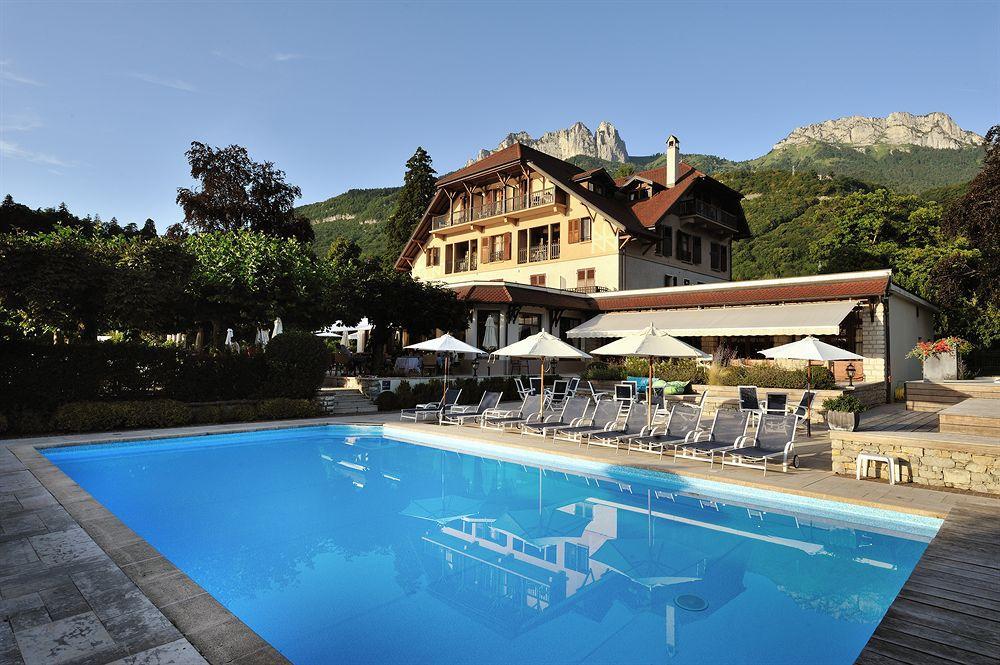 Hotel Le Cottage Bise Талуар Екстериор снимка