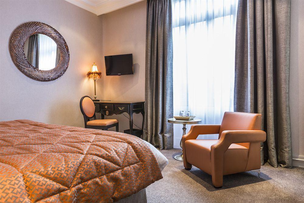 Hotel Le Cottage Bise Талуар Екстериор снимка