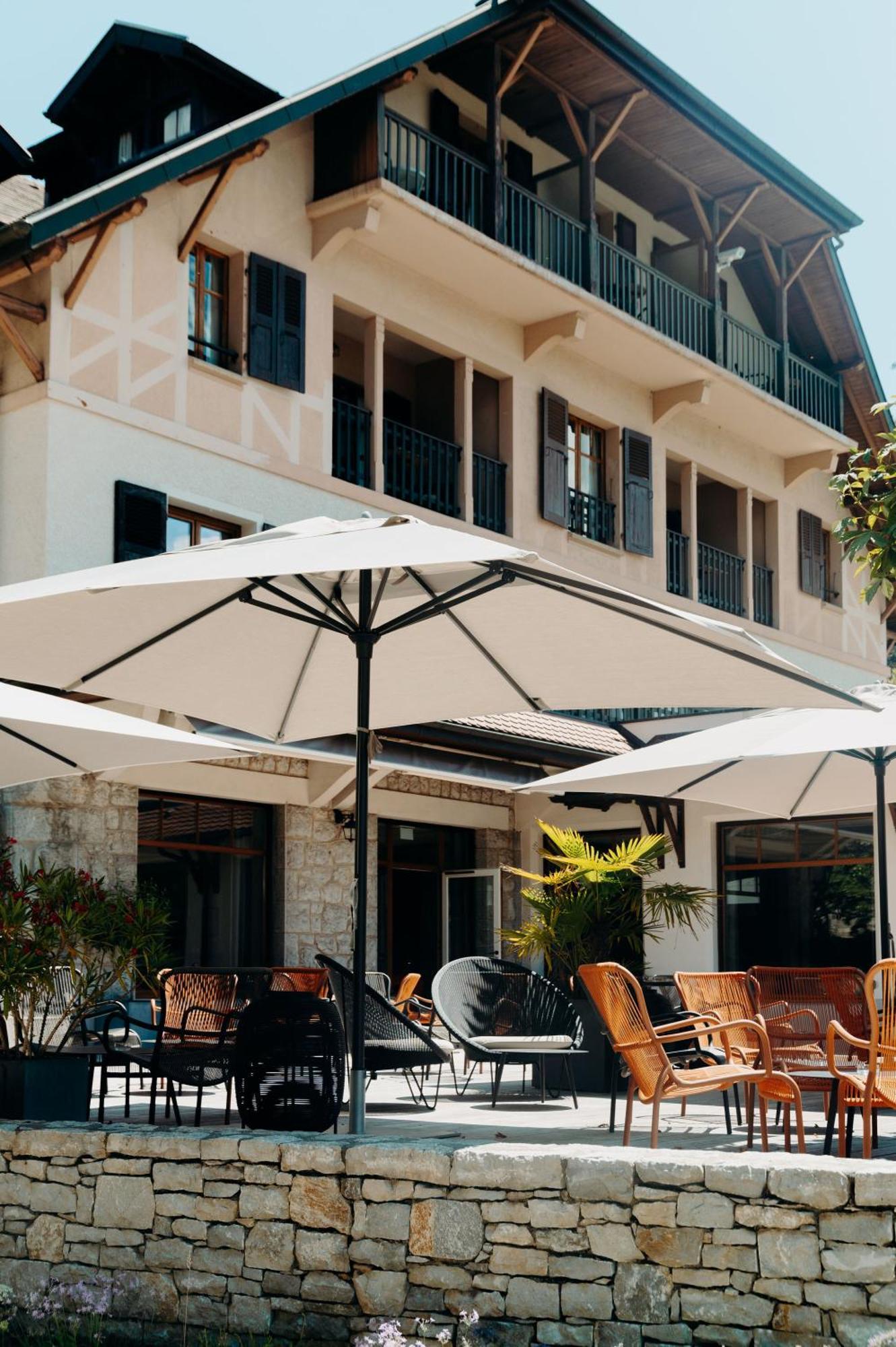 Hotel Le Cottage Bise Талуар Екстериор снимка